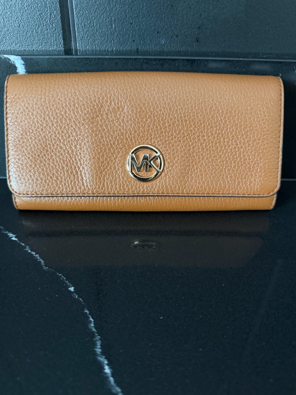 Michael Kors Fulton Flap Wallet Luggage Brown Leather